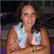 Aiuto compiti ai bambini di scuola elementare e media